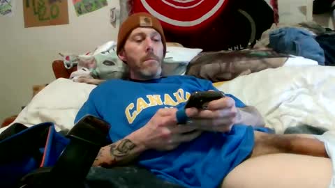 Snapshot of theycallmemellowthebreeze chatting on 03/07/25, 10:43 mellow online show from 03/07/25, 10:43