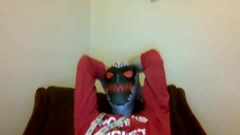 Snapshot of theycallmemellowthebreeze chatting on 10/14/25, 02:01 mellow online show from 10/14/25, 02:01