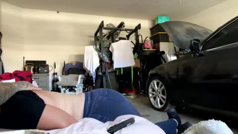 Snapshot of thgyuwnt2 chatting on 09/22/25, 10:23 EslosLushes online show from 09/22/25, 10:23