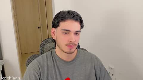 thiaan__ online show from 10/28/25, 11:18