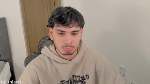 thiaan__ online show from 11/04/25, 02:32