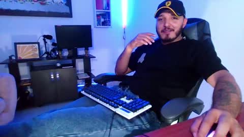 Snapshot of thiago_420 chatting on 05/15/26, 11:12 thiago_420 online show from 05/15/26, 11:12