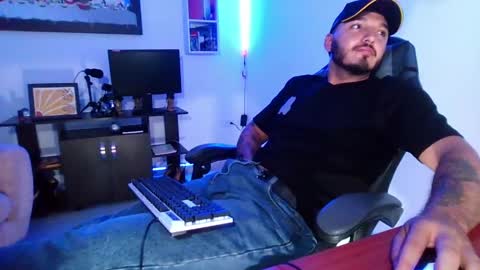 Snapshot of thiago_420 chatting on 05/15/26, 11:23 thiago_420 online show from 05/15/26, 11:23