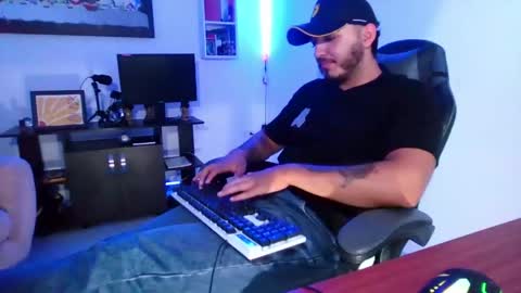 Snapshot of thiago_420 chatting on 05/16/26, 01:02 thiago_420 online show from 05/16/26, 01:02