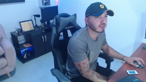 Snapshot of thiago_420 chatting on 05/23/26, 11:31 thiago_420 online show from 05/23/26, 11:31