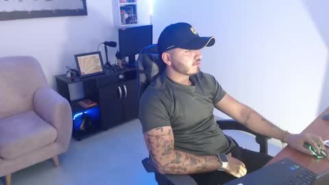 Snapshot of thiago_420 chatting on 05/25/26, 11:11 thiago_420 online show from 05/25/26, 11:11