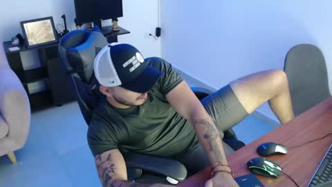 Snapshot of thiago_420 chatting on 06/05/26, 11:43 thiago_420 online show from 06/05/26, 11:43