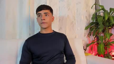 Snapshot of thiago_connor21 chatting on 02/13/26, 11:12 Thiago online show from 02/13/26, 11:12
