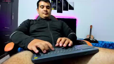 Thiago online show from 07/23/26, 03:15