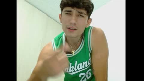 Snapshot of thiago_deseo69 chatting on 10/12/25, 04:33 thiago_deseo69 online show from 10/12/25, 04:33