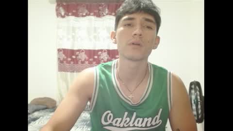 Snapshot of thiago_deseo69 chatting on 02/16/26, 01:57 thiago_deseo69 online show from 02/16/26, 01:57
