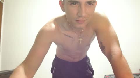 Snapshot of thiago_deseo69 chatting on 04/09/26, 01:05 thiago_deseo69 online show from 04/09/26, 01:05