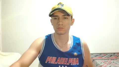 Snapshot of thiago_deseo69 chatting on 04/19/26, 02:11 thiago_deseo69 online show from 04/19/26, 02:11