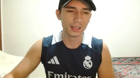 Snapshot of thiago_deseo69 chatting on 04/30/26, 01:34 thiago_deseo69 online show from 04/30/26, 01:34