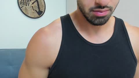 Snapshot of thiago_driussi chatting on 01/04/25, 03:50 thiago_driussi online show from 01/04/25, 03:50