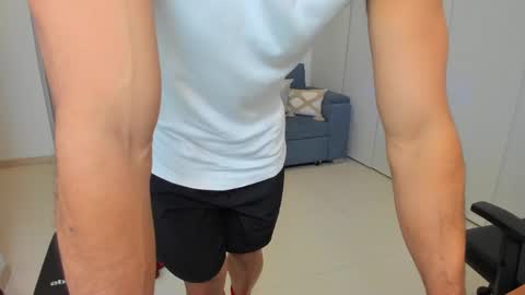 Snapshot of thiago_driussi chatting on 02/28/25, 01:37 thiago_driussi online show from 02/28/25, 01:37