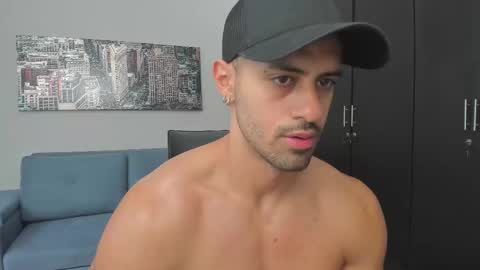 Snapshot of thiago_driussi chatting on 09/28/25, 10:15 thiago_driussi online show from 09/28/25, 10:15