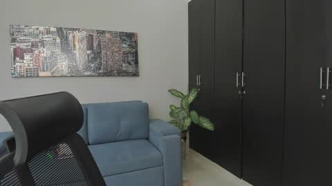 Snapshot of thiago_driussi chatting on 10/01/25, 12:00 thiago_driussi online show from 10/01/25, 12:00