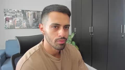 Snapshot of thiago_driussi chatting on 10/07/25, 05:10 thiago_driussi online show from 10/07/25, 05:10