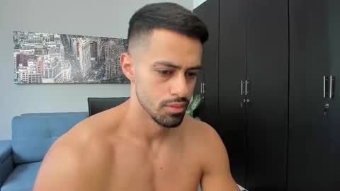 Snapshot of thiago_driussi chatting on 10/17/25, 12:19 thiago_driussi online show from 10/17/25, 12:19