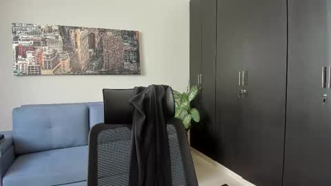 Snapshot of thiago_driussi chatting on 10/19/25, 06:30 thiago_driussi online show from 10/19/25, 06:30