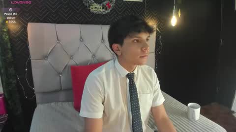 Snapshot of thiago_kozak chatting on 12/03/25, 12:36 thiago online show from 12/03/25, 12:36