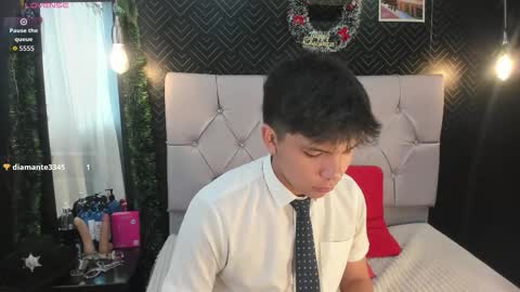 Snapshot of thiago_kozak chatting on 12/16/25, 01:05 thiago online show from 12/16/25, 01:05