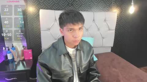 Snapshot of thiago_kozak chatting on 02/11/26, 01:27 thiago online show from 02/11/26, 01:27