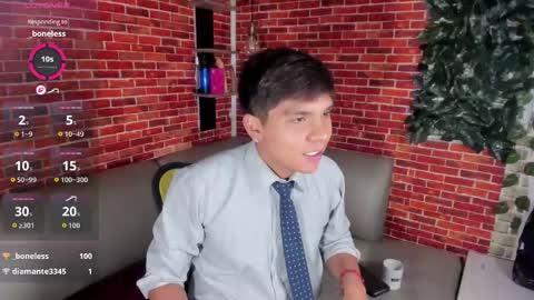 Snapshot of thiago_kozak chatting on 05/20/26, 01:50 thiago online show from 05/20/26, 01:50