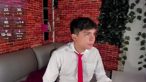 Snapshot of thiago_kozak chatting on 05/21/26, 01:18 thiago online show from 05/21/26, 01:18