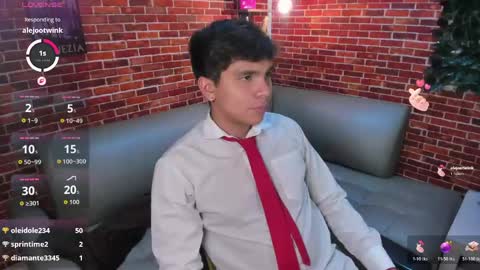 Snapshot of thiago_kozak chatting on 05/29/26, 05:05 thiago online show from 05/29/26, 05:05