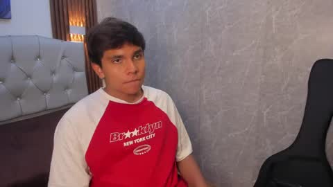 Snapshot of thiago_kozak chatting on 06/07/26, 01:43 thiago online show from 06/07/26, 01:43