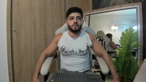 Snapshot of thiago_moretti chatting on 06/03/26, 03:09 THIAGO online show from 06/03/26, 03:09