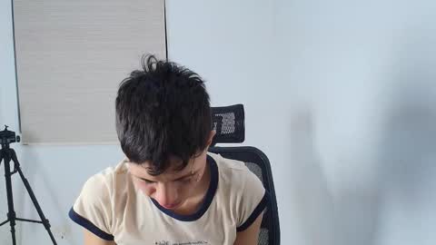 thiago_n_sam online show from 10/03/25, 07:05