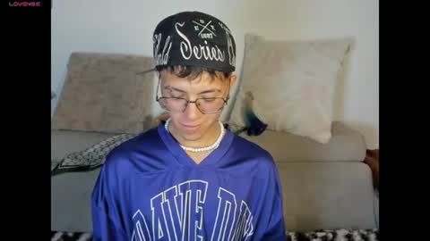thiago_n_sam online show from 07/30/26, 10:53