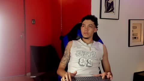 Snapshot of thiago_preston chatting on 04/26/26, 07:22 Thiago online show from 04/26/26, 07:22