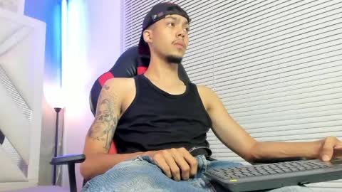 Snapshot of thiago_preston chatting on 06/03/26, 08:03 Thiago online show from 06/03/26, 08:03