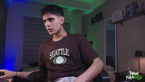 Snapshot of thiago_rockwell chatting on 02/08/25, 03:08 Thiago online show from 02/08/25, 03:08