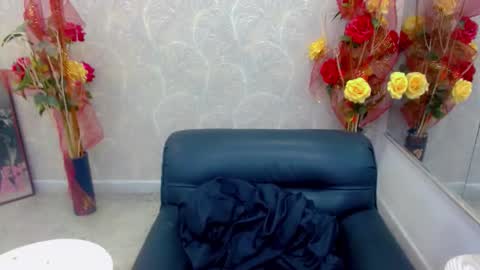 Snapshot of thiago_twink38 chatting on 10/05/25, 03:05 thiago_twink38 online show from 10/05/25, 03:05