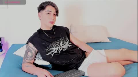 Snapshot of thiago_winteer chatting on 05/10/26, 05:23 Thiago Winteer online show from 05/10/26, 05:23