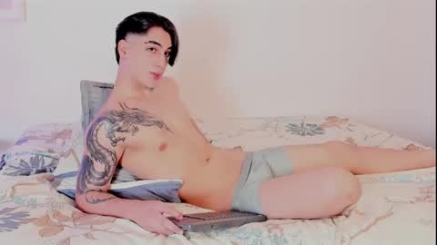 Snapshot of thiago_winteer chatting on 06/03/26, 04:15 Thiago Winteer online show from 06/03/26, 04:15