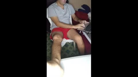 Snapshot of thiagodeseo chatting on 10/10/25, 05:23 thiagodeseo online show from 10/10/25, 05:23