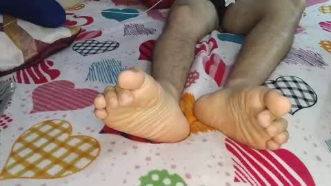 Snapshot of thiagodeseo chatting on 12/16/25, 02:05 thiagodeseo online show from 12/16/25, 02:05