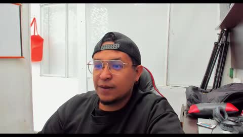 thiagofatwood online show from 11/16/25, 03:06