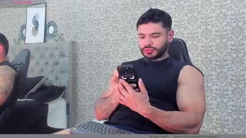 Snapshot of thiagoferrari1 chatting on 01/15/26, 08:01 thiago online show from 01/15/26, 08:01