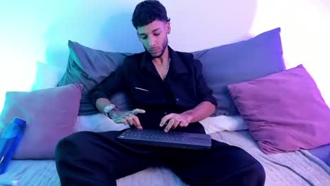 ThiagoFerreti online show from 06/25/26, 04:45