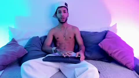 ThiagoFerreti online show from 06/26/26, 04:28
