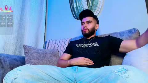 Snapshot of thiagohunk chatting on 02/23/26, 03:15 THIAGO online show from 02/23/26, 03:15