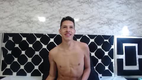 Snapshot of thiagos19 chatting on 03/09/26, 03:38 Thiago online show from 03/09/26, 03:38