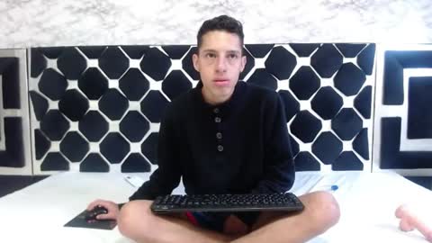 Thiago   online show from 07/18/26, 01:32